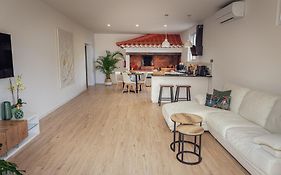 A Casa Da Mae